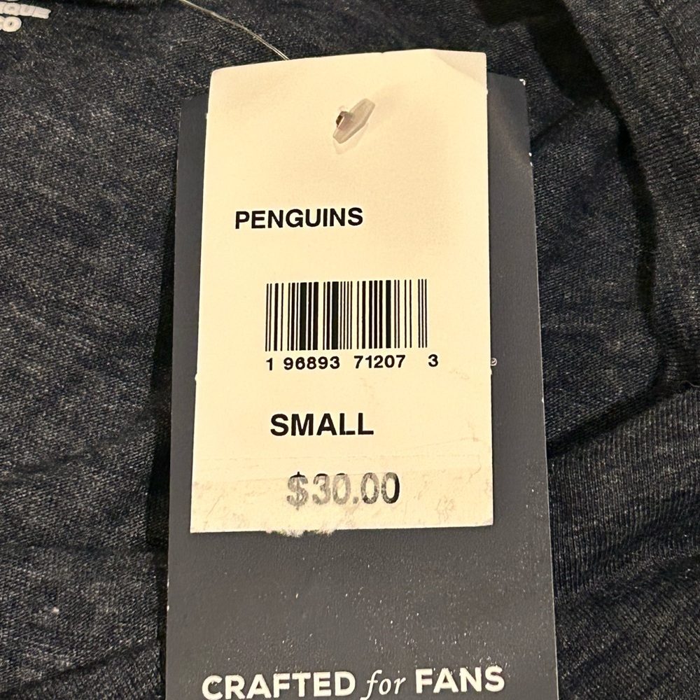 NEW Fanatics Pittsburgh Penguins T-Shirt Size Small Navy Blue - NWT - $30 Retail - Picture 5 of 9